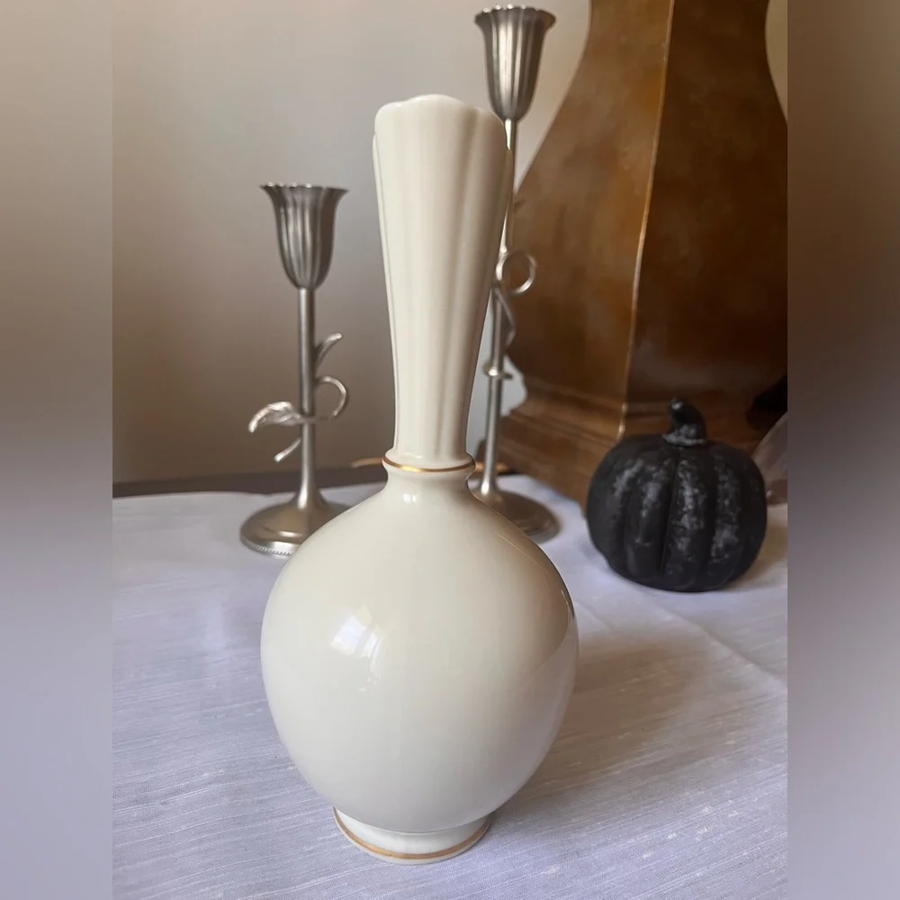 Vintage Lenox Porcelain Bud Vase Cream Beige off White w Gold Accents